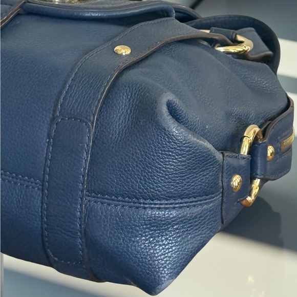 Authentic Michael Kors Navy Blue Pebble Leather Shoulder Bag! COA included - Picture 6 of 12